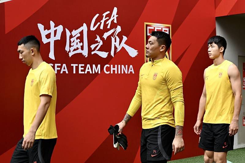 滕哈赫：“人们只看到了结果，拿对西汉姆的赛果去指责球队，但我们其实当时也踢了场好球。